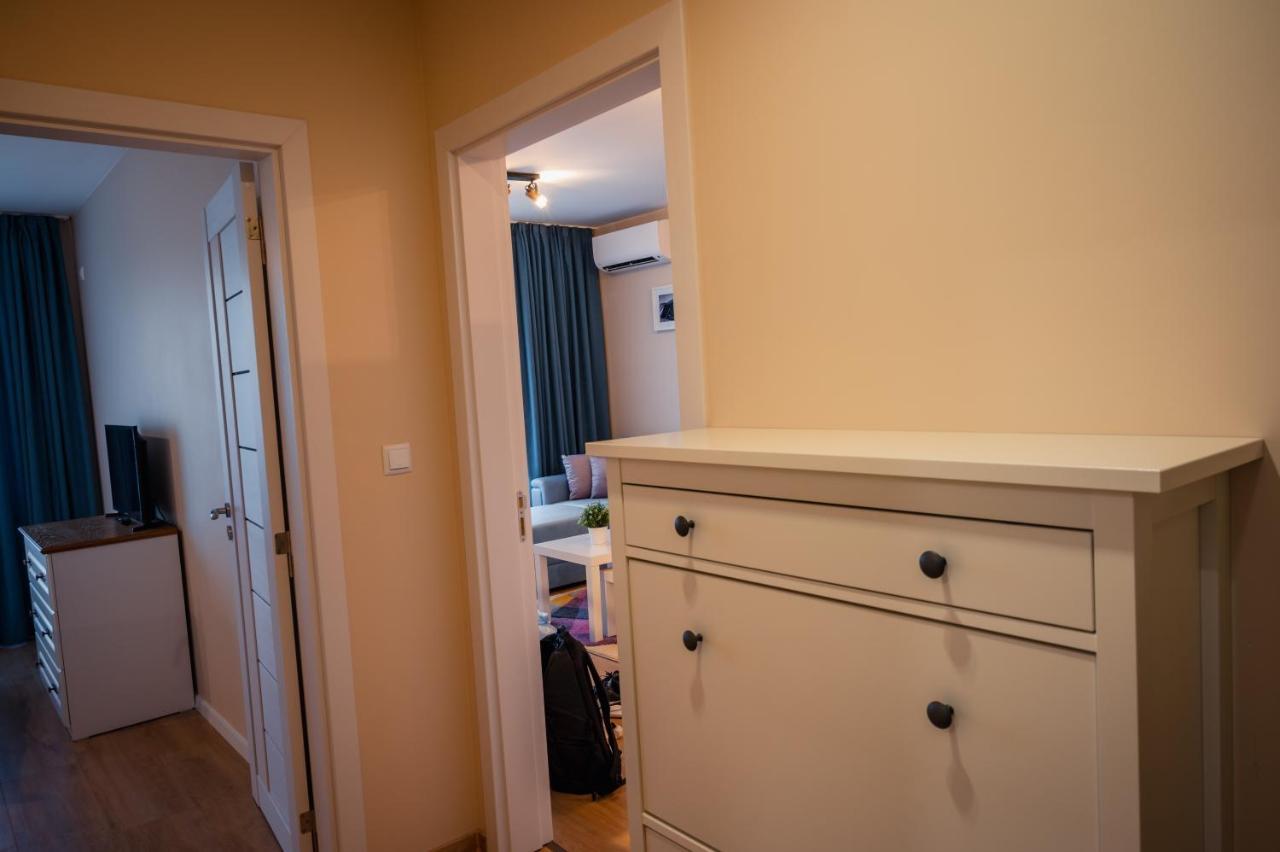 Emerald Suite With Private Parking Várna Kültér fotó